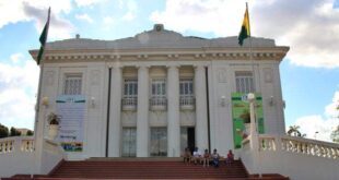 Governo do Acre decreta ponto facultativo na próxima terça: feriadão será de 5 dias