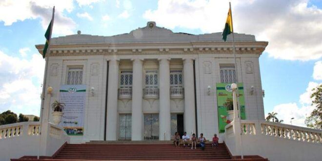 Governo do Acre decreta ponto facultativo na próxima terça: feriadão será de 5 dias