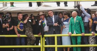 Bolsonaro: "sabemos que Estado é laico, mas o seu presidente é cristão"