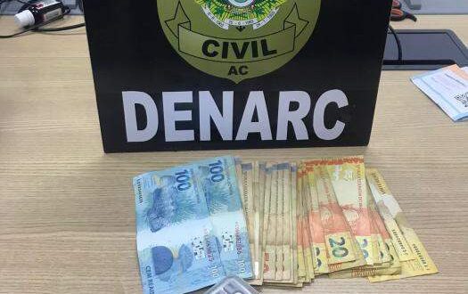 ‘Homicida’ é preso em flagrante com maconha e dinheiro que seria do tráfico, em Rio Branco
