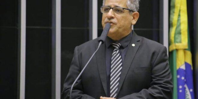 Projeto torna gratuito exame laboratorial de doenças que acometem os cavalos