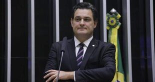 Projeto dispensa autorização judicial revenda de carro de pessoa com deficiência