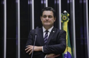 Projeto dispensa autorização judicial revenda de carro de pessoa com deficiência