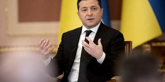Mundo não vai permitir que Rússia use armas nucleares, diz Zelenski