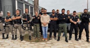 Polícias de Feijó capturam grupo do tráfico com dinheiro e drogas
