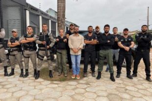 Polícias de Feijó capturam grupo do tráfico com dinheiro e drogas