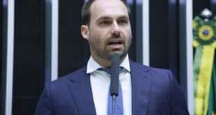 Auxílio-moradia de Eduardo Bolsonaro chega a 6 mil