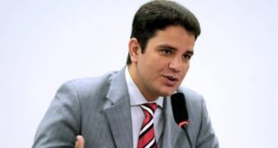 Gladson não vai ao debate da Tv Gazeta: governador se diz decepcionado com agressões de adversários