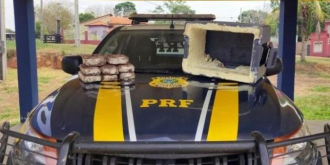 PRF apreende 8kg de cocaína dentro de térmica na BR 317 rumo à capital do Acre