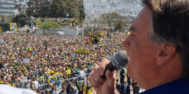 7 de setembro- Bolsonaro ataca STF e repete ameaças diante de milhares na Esplanada