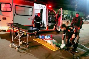 Motociclista fica com fratura exposta após atropelar cachorro