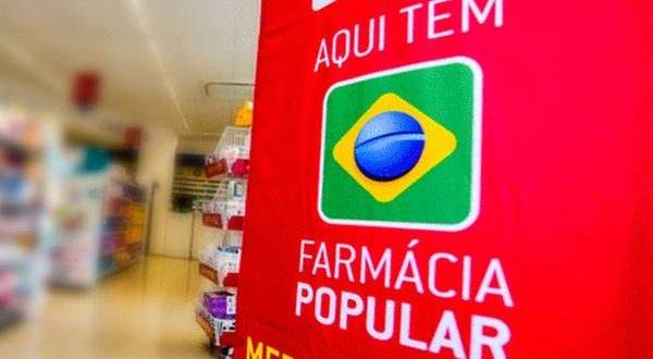 Cortes no Farmácia Popular: Queiroga defende Bolsonaro e culpa orçamento secreto
