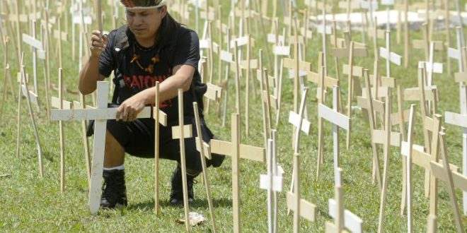 Massacre a indígenas deixa 7 mortos em 10 dias no Brasil: "Estamos enterrando nossas crianças"
