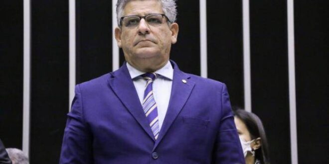 Projeto isenta Auxilios Socias de Imposto de Renda