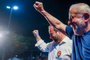 Lula promete formalizar emprego de trabalhadores de aplicativos