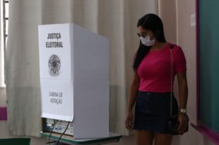 Datafolha: Entre mulheres, Lula tem 49% contra 29% de Bolsonaro