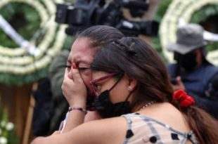 Terremoto atinge México no aniversário de dois grandes abalos sísmicos