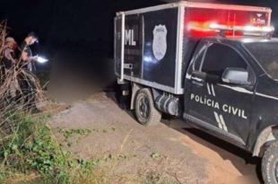 Adolescente de 17 anos interrogado pelo tribunal do crime e executado em Rio Branco. Vídeo