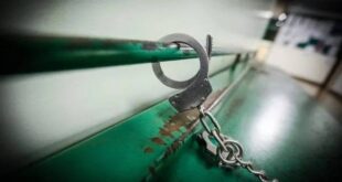 Lista fatal: mulher é presa com tabela de preços para matar autoridades