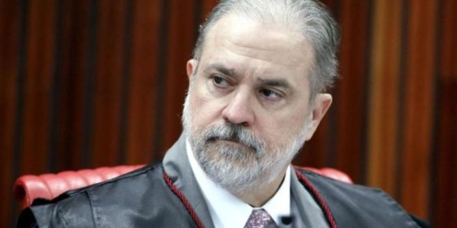 PGR quer arquivar pedido para investigar se Bolsonaro interferiu na Petrobras
