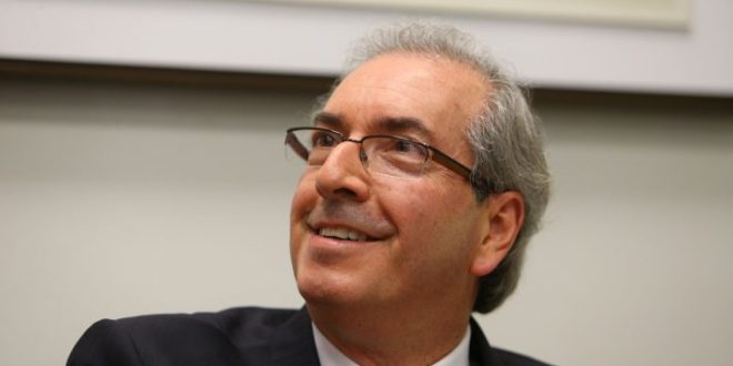 TRE de SP aprova candidatura de Eduardo Cunha