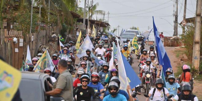 Mega-carreata de Gladson reúne mais de 3 mil veículos nesta terça 13
