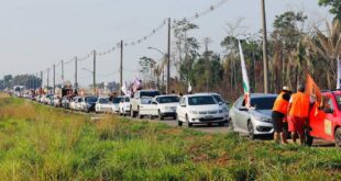 Mega carreata de Petecão leva 5 mil veículos ao Segundo Distrito: "O povo já decidiu".
