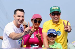 Amigos de Gladson fazem mega carreata em Cruzeiro do Sul