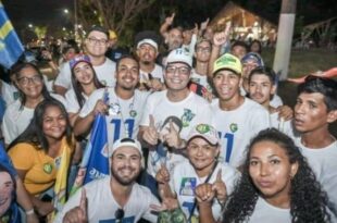 “Seguimos unidos com propósito de melhorar a vida das pessoas”, diz Gladson em bandeiraço no Lago do Amor
