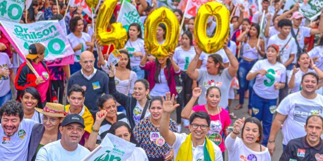 Caminhada da Esperança: rumo ao Senado, Dr. Jenilson é recebido com abraços na Baixada da Sobral