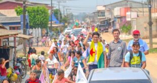 Em Tarauacá, candidato a senador Dr. Jenilson Leite é recebido com carreata e inaugura comitê
