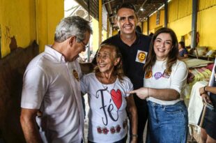 Jorge Viana recebe apoio dos comerciantes do mercado Elias Mansour