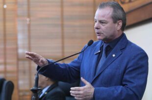 Pedro Longo pede redução de carga horária para servidores do Igesac
