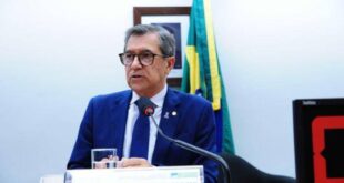 Comissão aprova projeto que combate discriminação de idosos em seguros de vida