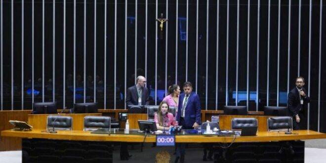 Câmara aprova projeto que destina R$ 2 bi às Santas Casas