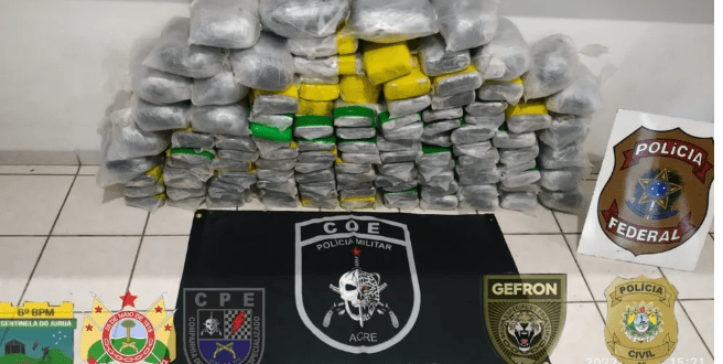 Rodrigues Alves: mais de 100 quilos de droga são apreendidos dentro de barco