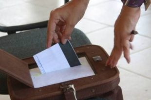 Problemas nas urnas eletrônicas: brasileiros no Japão votaram com cédulas de papel