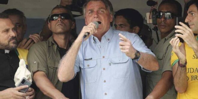 Mais de 70 cidades têm atos contra cortes de Bolsonaro na educação