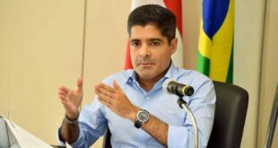 ACM Neto se mantém neutro e não declara apoio a Bolsonaro no 2º turno