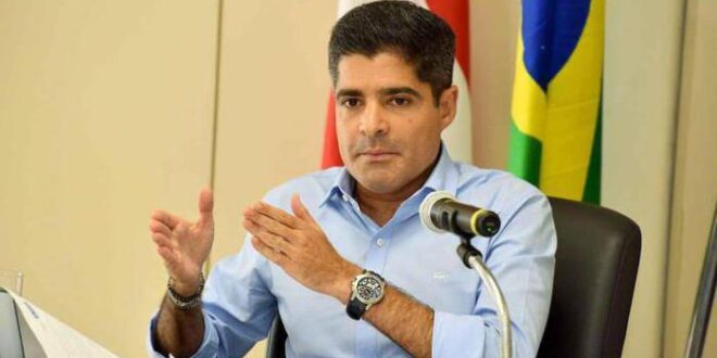 ACM Neto se mantém neutro e não declara apoio a Bolsonaro no 2º turno