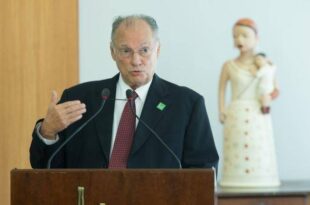 Roberto Freire quer o Cidadania apoiando Lula no 2º turno