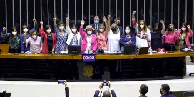 Bancada feminina aumenta 18% incluindo as 2 representantes trans