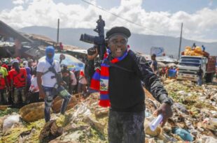 Haiti em polvorosa com blindados dos EUA e Canadá nas ruas
