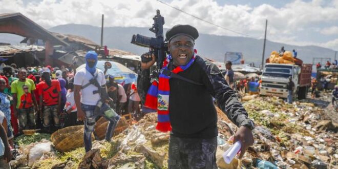 Haiti em polvorosa com blindados dos EUA e Canadá nas ruas