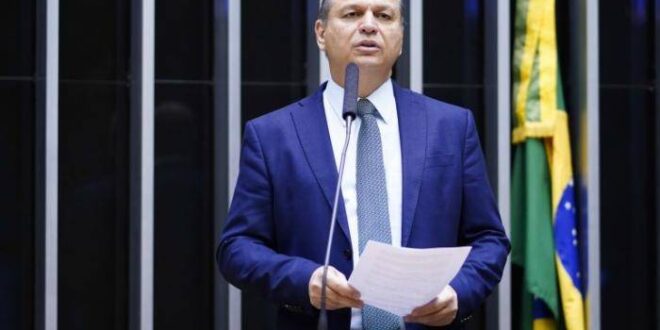 Projeto criminaliza pesquisa divergente do resultado das eleições