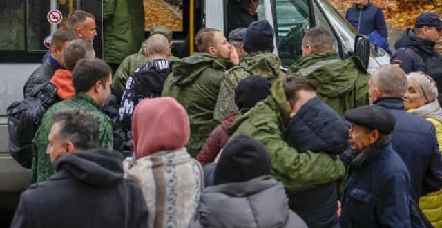 Rússia mobiliza 200 mil e divulga treinamento para guerra nuclear