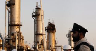 Opep decide cortar produção de petróleo e Biden promete consequências à Arábia Saudita                                      após Opep+ decidir cortar produção