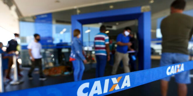 TCU recomenda suspender consignado do Auxílio Brasil