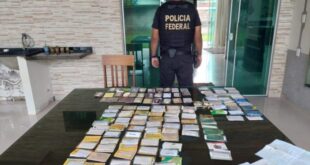 PF investiga retenção de cartões do Bolsa Família em troca de empréstimos