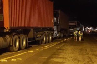 Caminhoneiros reagem a derrota de Bolsonaro fechando Rodovias: Acre prejudicado